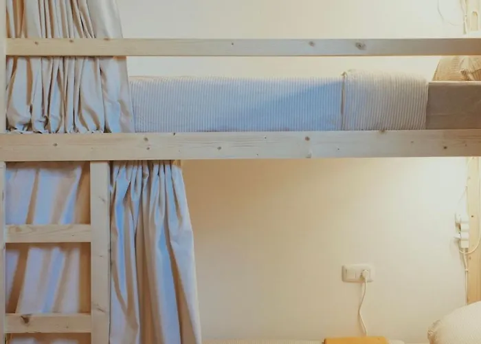 Blue Surf House Only Surf Ostello